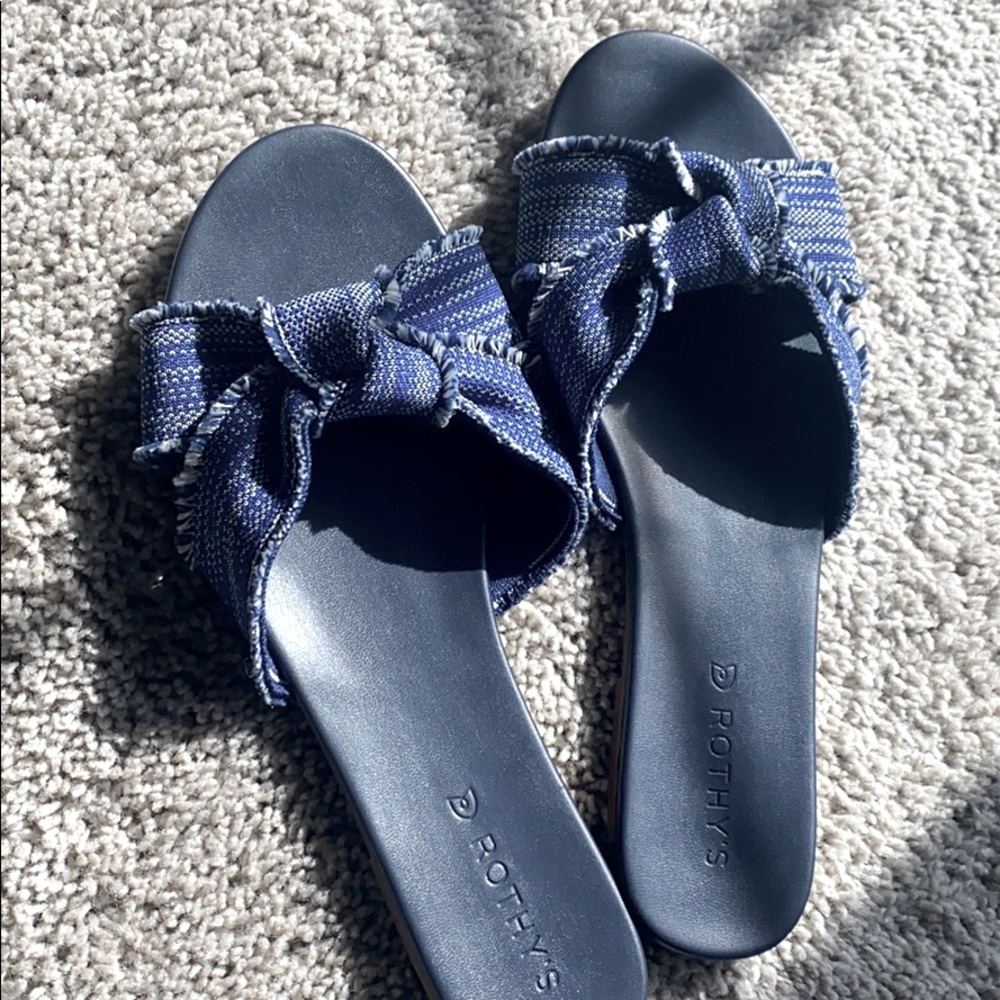 Rothy’s sandals, size 11.